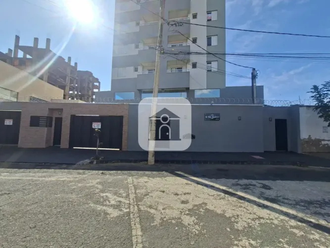 Apartamento para locação no bairro Santa Mônica