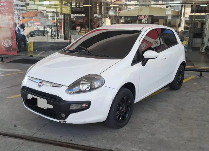 Fiat Punto Attractive 1.4 Fire Flex 8V 5P 2015