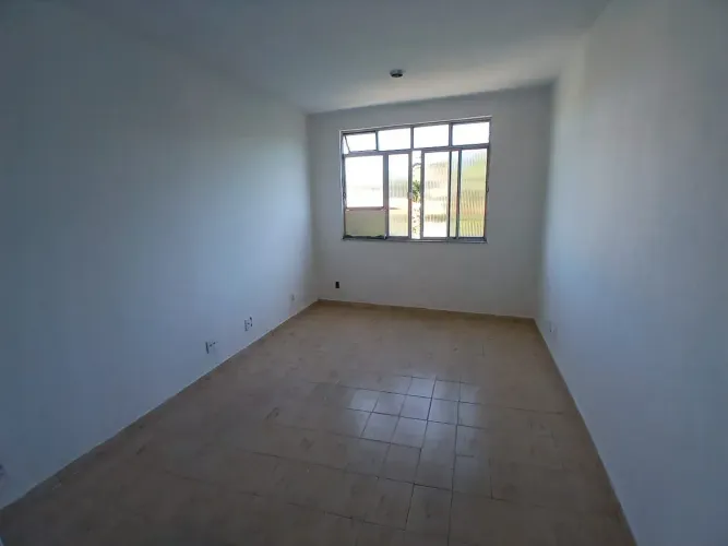 Sala comercial com 20m² no Centro, Barra do Piraí - RJ