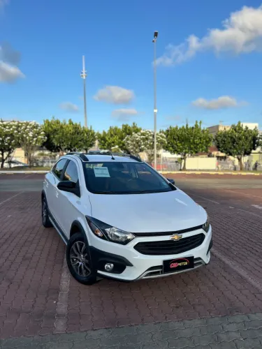 Chevrolet Onix Activ 1.4 8V Flex Mec. 4P 2018