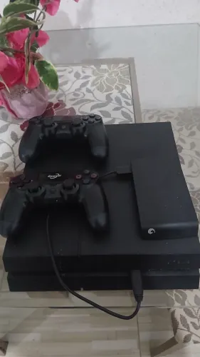 Play Station 4 (PS4) - 1T