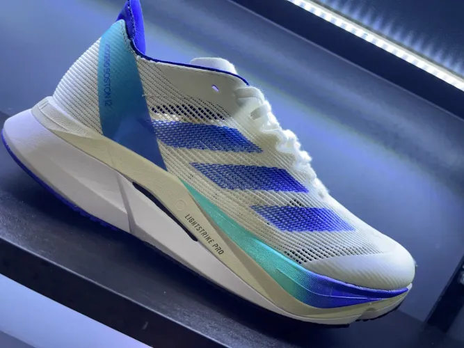 Adidas Adizero Boston 12