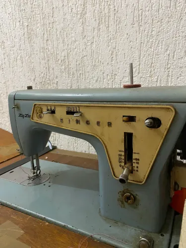 Máquina de costura