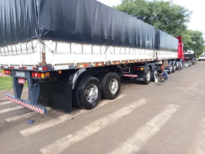 Bi-Trem Random Graneleiro