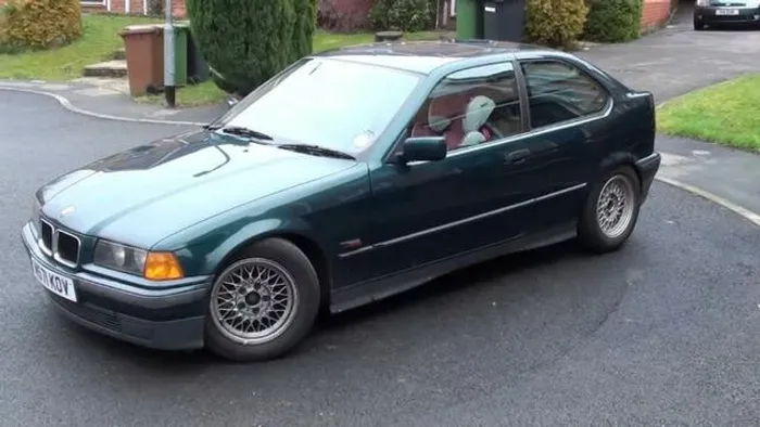 Sucata Bmw 318i Compact 1995 Retirada De Peças
