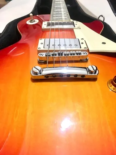 Guitarra Epiphone Les Paul Cherry Standard