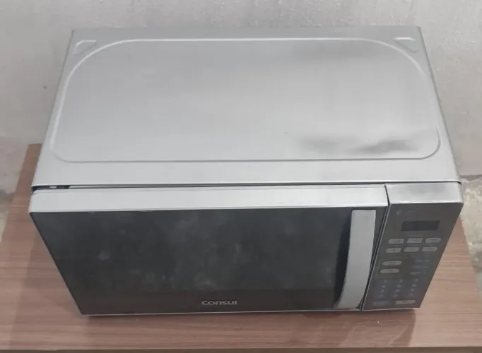 Micro-ondas Consul - Semi-novo (Garantia de 06 meses e entrega grátis)