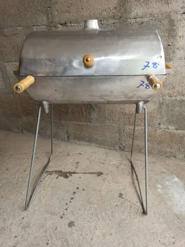 Churrasqueira em alumínio
