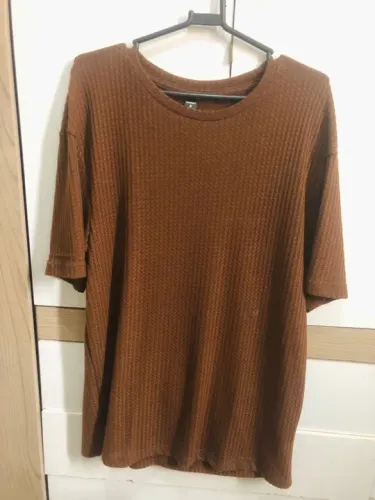 Camiseta Marrom Shein tamanho M