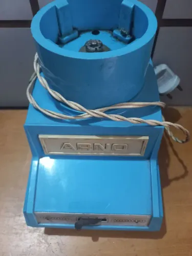 Liquidificador antigo ARNO sem copo 