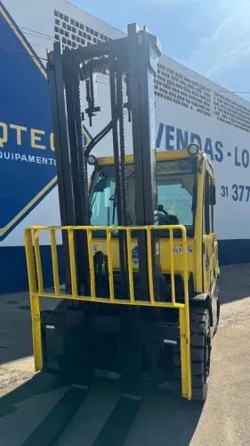 EMPILHADEIRA CABINADA| 4.5T| DIESEL| PREÇO PROMOCIONAL