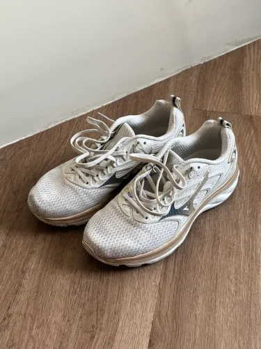 Mizuno space 4 tam 34