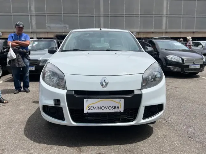 Renault Sandero Authentique Hi-flex 1.0 16V 5P 2014