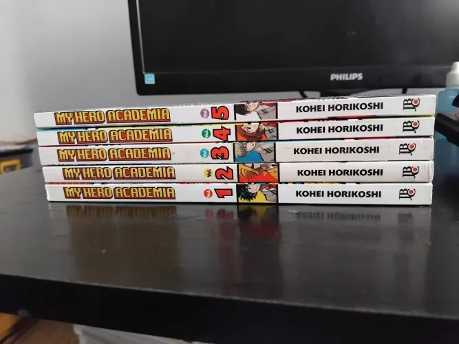 Kit Mangá - My Hero Academia (Boku no Hero) - Vol. 1 ao 5 - Panini