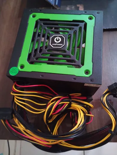 Fonte de poder para pc 
