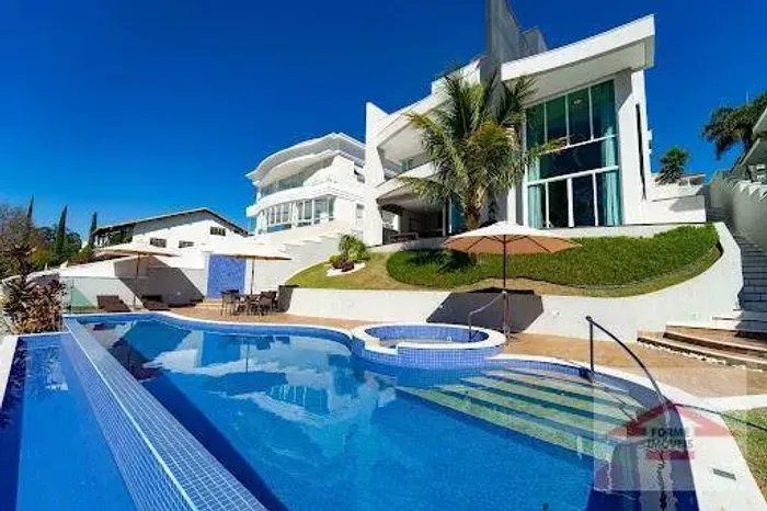 Casa de Condomínio - Venda - Itatiba , São Paulo Casa em condomínio com 3 quartos , suíte,