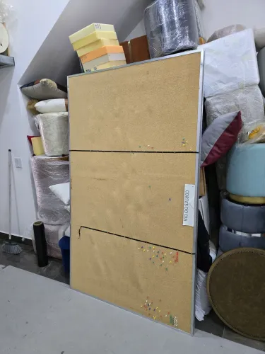 Mural/Quadro de Cortiça para Organização