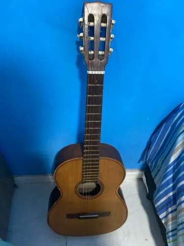 Violão antigo Gennini, cordas, tarraxas extras