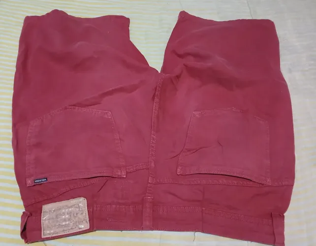 Bermudas seminovas ORIGINAIS WhatsApp *