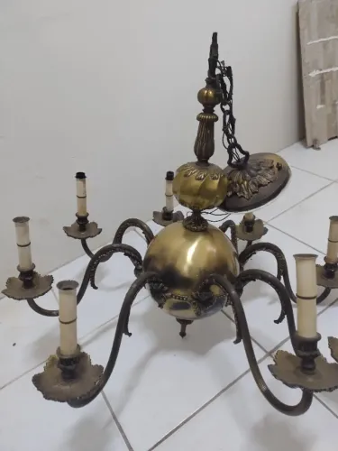 Lustre de cobre antigo 