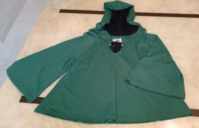 Blusa Feminina estilo morcego com capuz, manga 3/4, cor verde escuro G