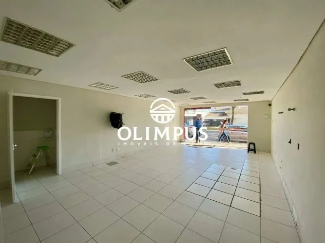 Cód. 5821 - Excelente Ponto Comercial no bairro Santa Mônica Próximo ao Banco Sicoob
