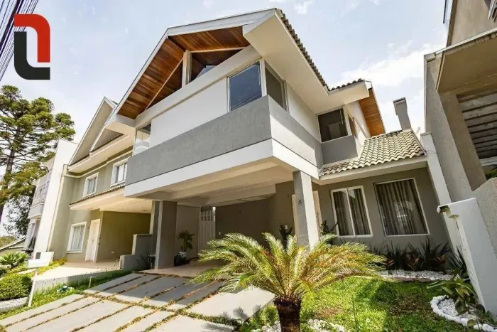 Casa com 4 quartos à venda, 156 m² por R$ 1.600.000 - Orleans - Curitiba/PR
