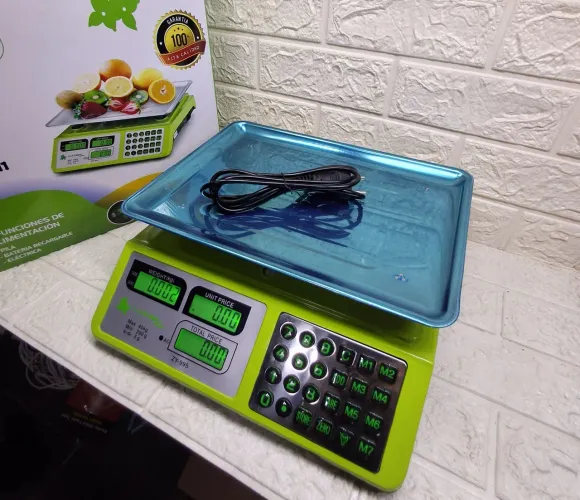 Balança  digital  40 kg novas com garantia. 