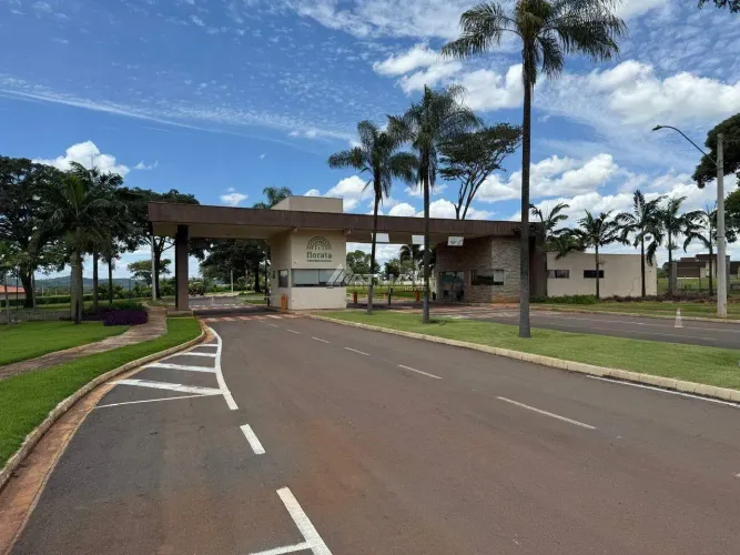 Lote com 2.100m² - Condomínio Florestal Florata - 1° Etapa