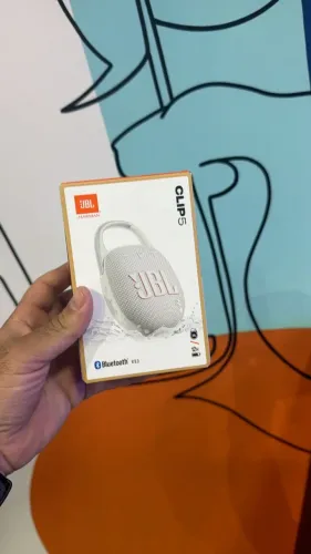 Caixa de som JBL CLIP 5 Lacrada Bluetooth 7W RMS Branco - R$ 420,00 | Novo | Loja Fisica
