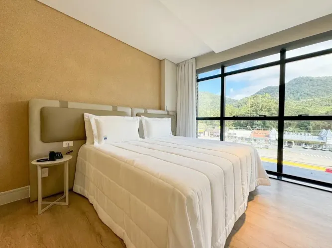 HOTEL BLUE SEA - ENTRADA de R$ 30.000,00 - ACEITA TUDO EM CARRO -Pronto para Usufruir!!! 