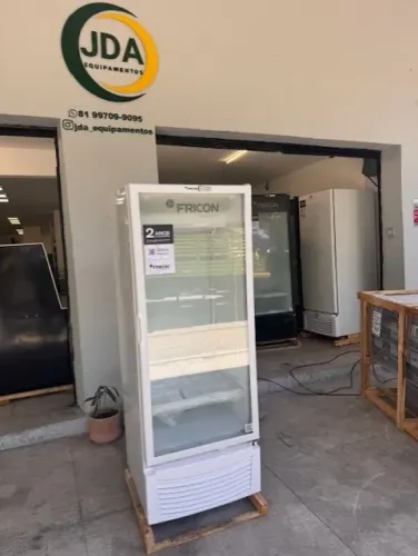 Refrigerador vertical 402 litros porta de vidro - 2 anos garantia - ideal para bebidas