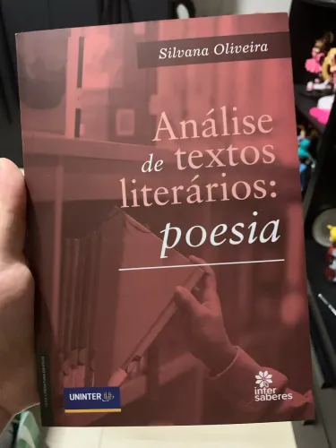 Análise de textos literários: poesia