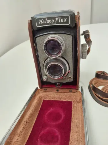Maquina fotografica antiga
