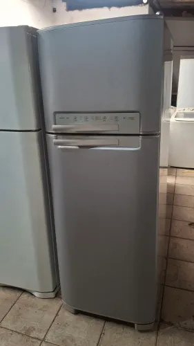 Geladeira Electrolux Frost Free 430 litros semi-nova