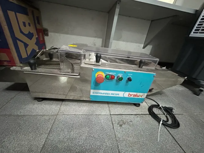 Empanadeira bralyx salgados NOVA
