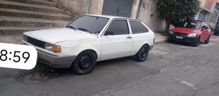 Vendo ou troco por moto carro está em dia