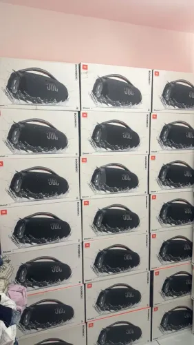 Caixa de som JBL Boombox 3 - Nova lacrada na caixa Nota fiscal e garantia de 1ano JBL. 
