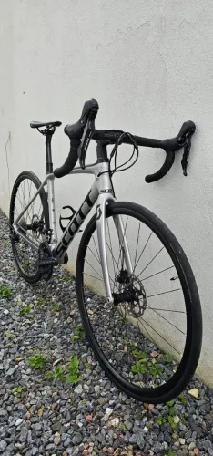 Bicicleta Road Scott Addict 20 Disc