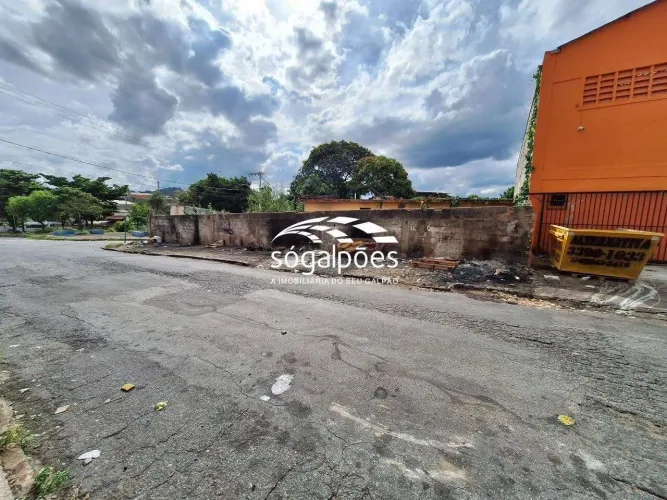 Terreno de esquina - Ao lado da CEASA-MG - Bairro Kennedy