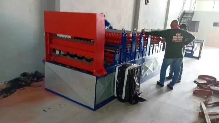 Máquina Industrial para Produção de Telhas