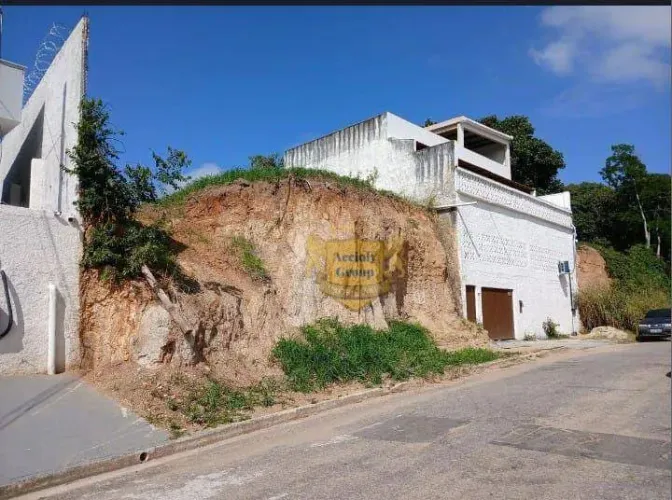 Terreno à venda, 385 m² por R$ 320.000,00 - Maravista - Niterói/RJ