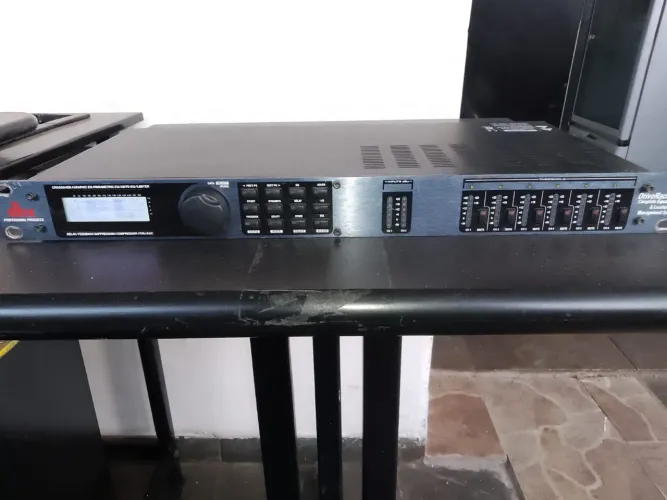 DBX 260 processador de áudio digital 