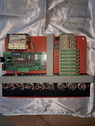 Controlador de velocidade 3 motores trifásicos 1,5hp 380v