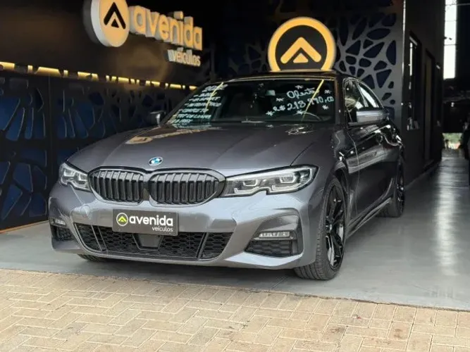 BMW 320I A 2.0 TB M Sport Activeflex 16V 4P 2022