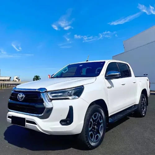 58 Mil e transferindo HiluxSRX 2022 Diesel