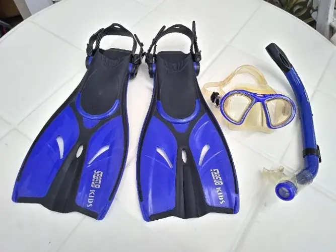 Kit Mergulho Kids Nadadeira Seasub 30/35 Máscara Snorkel