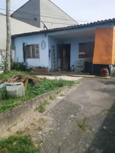Casa para Venda em Itanhaém, Umuarama, 3 dormitórios, 2 banheiros, 2 vagas