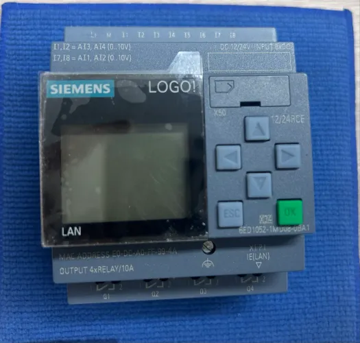 CLP Siemens LOGO! 12/24RCE 8ED1052-1MD08-0BA1 (Display + Ethernet)