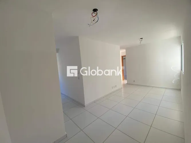 Apartamento para locação São José 80m2, 3 quartos.